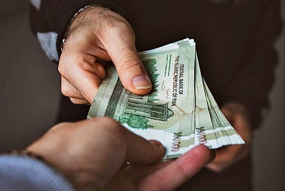 مبلغ عیدی کارگران مشخص شد/ ماجرای افزایش عیدی حقوق‌بگیران به کجا رسید؟