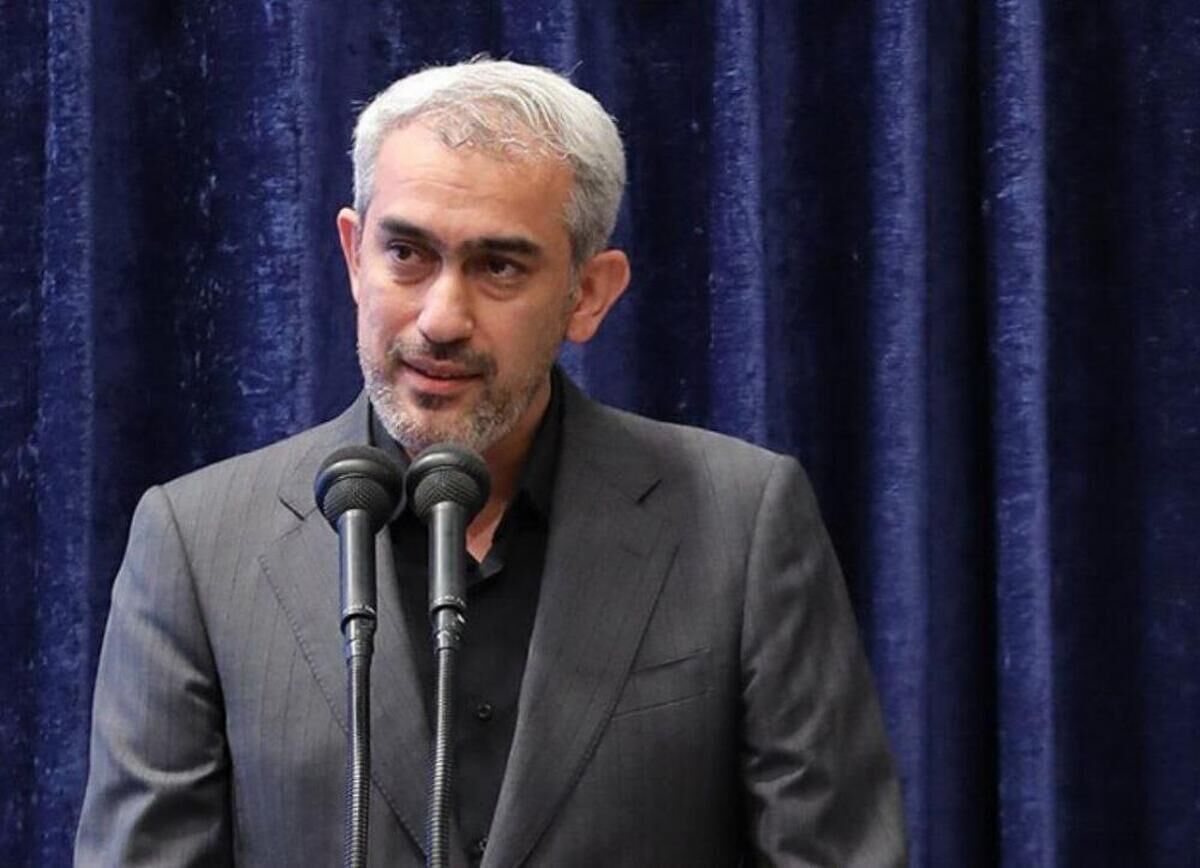 اولتیماتوم وزیر اقتصاد به مدیران متخلف ارزی؛ عرضه دلار شدت می‌گیرد
