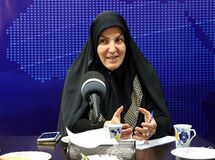 مردمی‌سازی اقتصاد با واگذاری کارها به بخش خصوصی و دانش‌بنیان‌ها