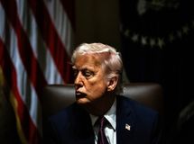 ترامپ محدودیتهای دوران بایدن را لغو کرد