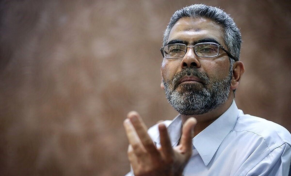 دلاری‌سازی، اقتصاد ایران را زمین‌گیر کرد/ لزوم جداکردن هزینه ها از دلار برای مهار تورم
