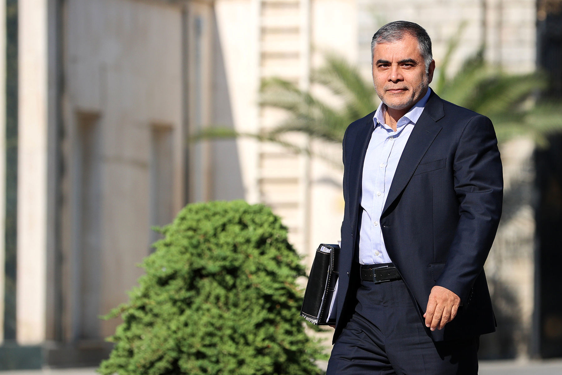 پاک‌نژاد: شایعات بنزینی را تکذیب نمی‌کنم
