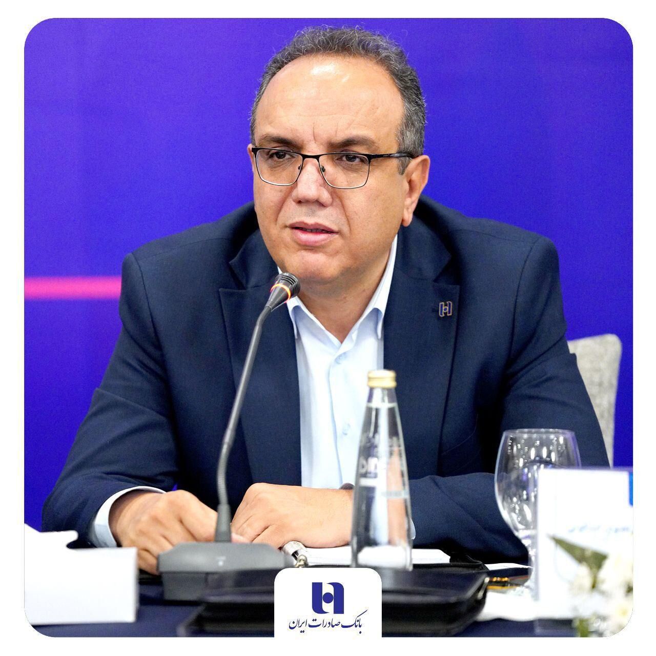 شتاب پرداخت وام‌های حمایتی بانک صادرات ایران تا نیمه اول سال