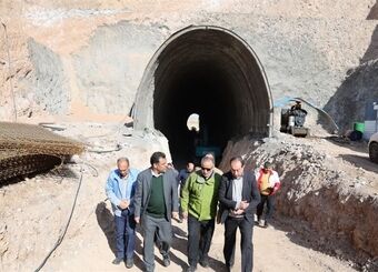 80 درصد طرح‌های عمرانی ملی بیش از 10 سال از آغازشان می‌گذرد