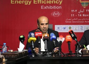 دستیابی به ۱۱ هزار مگاوات برق تجدیدپذیر تا تابستان
