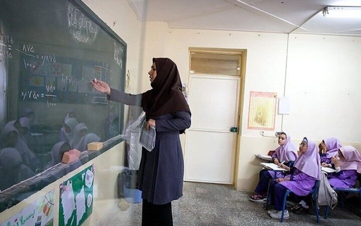 حقوق معلمان بعد از اجرای رتبه‌بندی چقدر اضافه می‌شود؟/ توضیحات وزیر درمورد پاداش پایان خدمت فرهنگیان