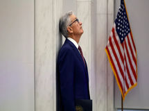 کابوس بانک‌های مرکزی؛ فدرال رزرو میان تورم داغ و بازار کار سرد گرفتار شد
