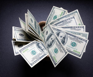 قیمت دلار امروز سه‌شنبه ۱۱ شهریور ۱۴۰۴ | کاهش نرخ دلار در بازار آزاد و مرکز مبادله