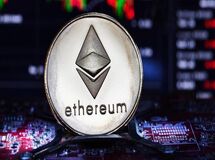 پیش‌بینی حرکت بعدی اتریوم