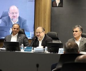 بانک مرکزی مسیر تأمین مالی پتروشیمی‌ها را نیز هموار کرد/ اوراق یک میلیارد و ۵۰ میلیون دلاری برای ۶ پروژه مهم پتروشیمی کشور