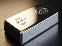 از حساب بانکی تا شمش نقره؛ خانوارهای ایرانی در سکوت، مسیر سرمایه‌گذاری خود را عوض کردند..