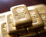 تداوم فشار دلار قوی بر طلا؛ افت دوباره فلز زرد زیر ۴ هزار دلار

